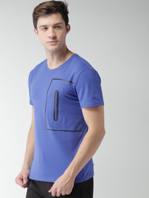 

Mast & Harbour Men Blue Solid Round Neck T-shirt