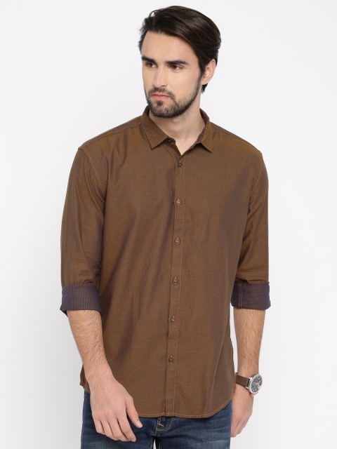 

British Club Men Brown & Navy Blue Slim Fit Self Design Casual Shirt