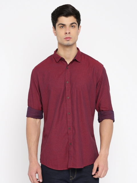 

British Club Men White Slim Fit Solid Casual Shirt