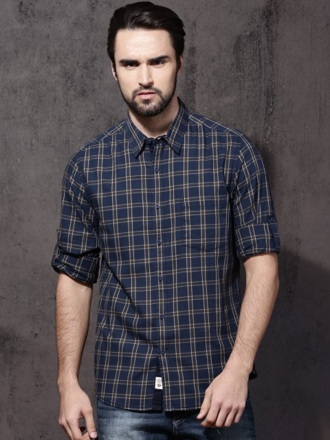 

Roadster Men Blue & Olive Green Regular Fit Checked Casual Shirt