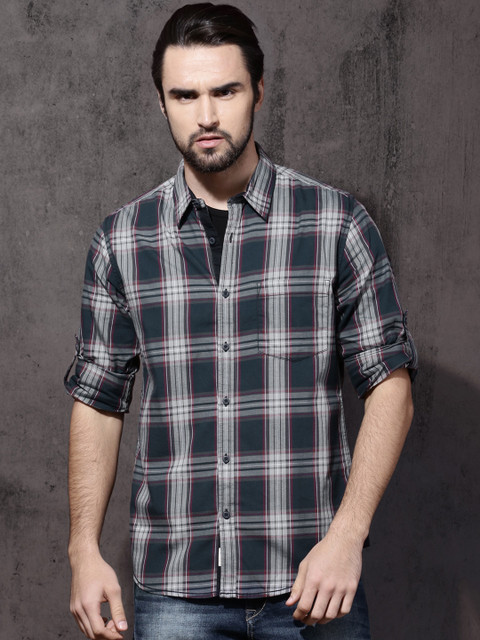 

Roadster Men Blue & Grey Regular Fit Checked Casual Shirt