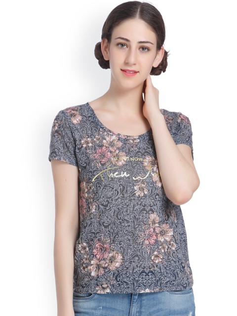 

ONLY Women Grey Printed Round Neck T-shirt