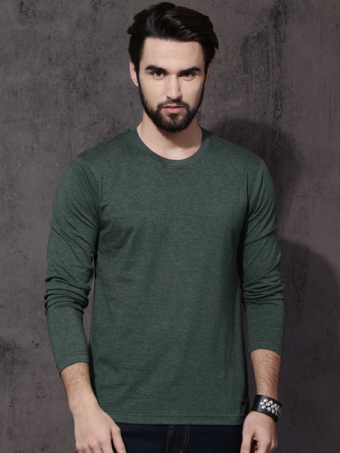 

Roadster Men Green Solid Round Neck T-shirt