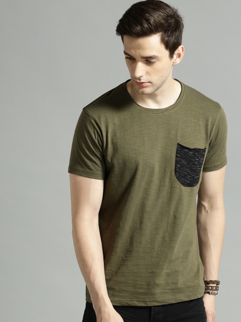 

Roadster Men Olive Green Solid Round Neck T-shirt