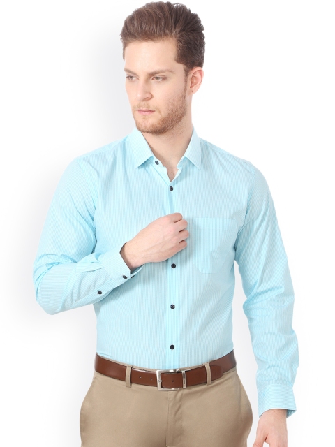 

Peter England Men Blue Slim Fit Checked Formal Shirt