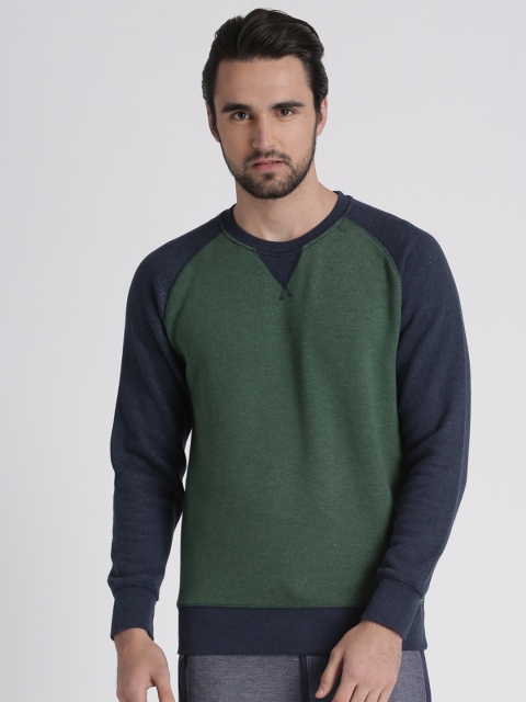 

Splash Men Green Solid Sweatshirt