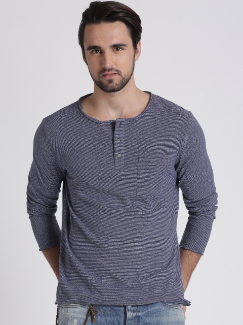 

Splash Men Navy Blue Striped Henley Neck T-shirt