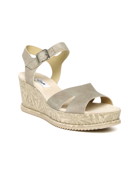

Clarks Women Grey Nubuck Leather Printed Wedges