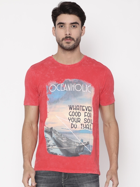 

Slub Men Coral Red Printed Round Neck Pure Cotton T-shirt
