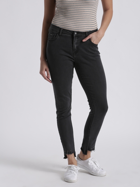 

Splash Women Black Skinny Fit Low-Rise Clean Look Stretchable Jeans