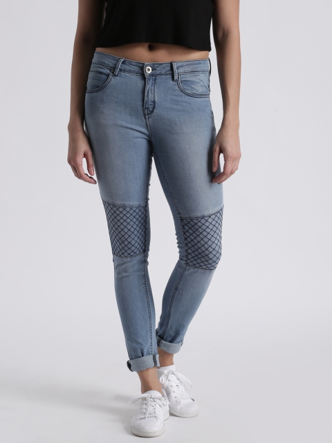 

Splash Women Blue Skinny Fit Mid-Rise Low Distress Stretchable Jeans