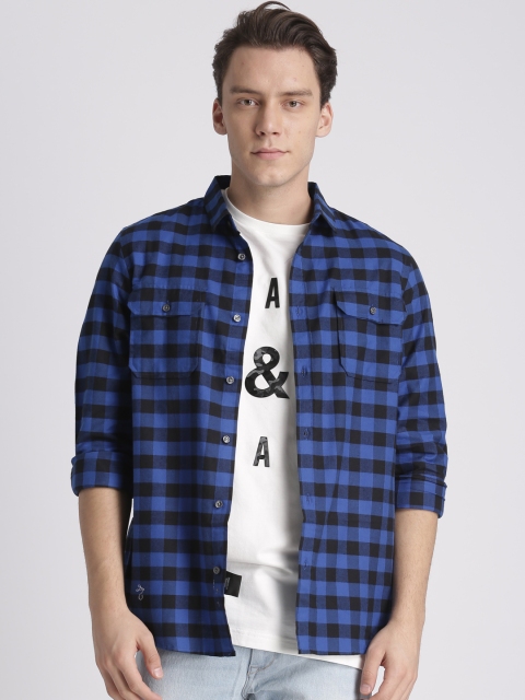 

Splash Men Blue & Black Regular Fit Checked Casual Shirt