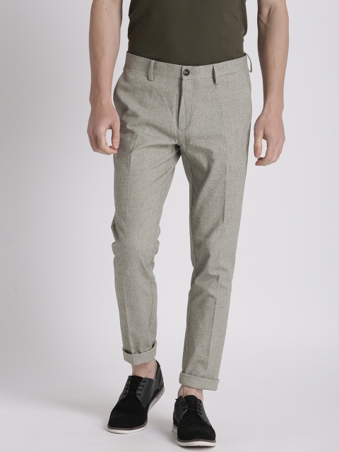 

Splash Men Grey Regular Fit Solid Chinos
