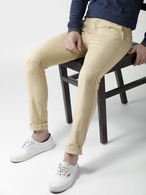 

Mast & Harbour Men Beige Slim Fit Solid Regular Trousers