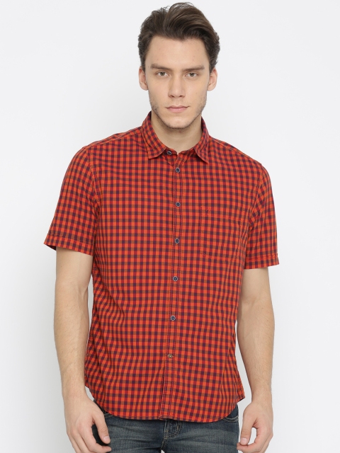 

Indian Terrain Men Rust Orange & Blue Checked Slim Fit Casual Shirt