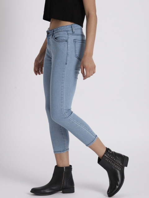 

Chemistry Women Blue Regular Fit Mid-Rise Clean Look Stretchable Cropped Jeans
