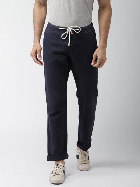 

Celio Men Navy Regular Fit Solid Regular Linen Sustainable Trousers, Navy blue