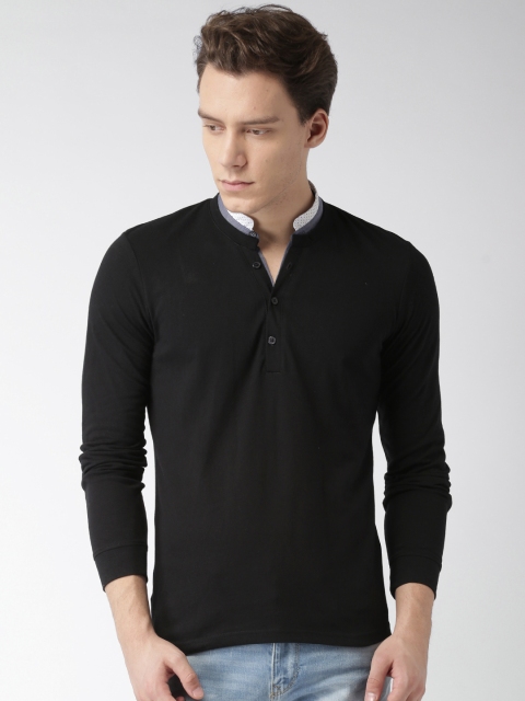 

Celio Men Black Solid T-shirt
