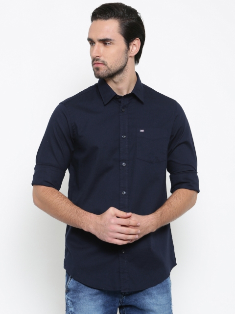 

Arrow Sport Men Blue Slim Fit Checked Casual Shirt