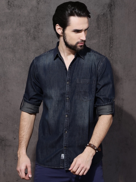 

Roadster Men Navy Blue Regular Fit Faded Casual Shirt