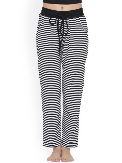 

Clovia Striped Pyjamas LB0137P13XL, Black