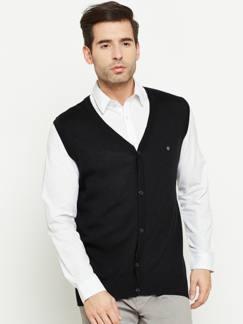 

Blackberrys Men Black Solid Cardigan