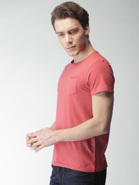 

Mast & Harbour Men Rust Red Solid Round Neck T-shirt