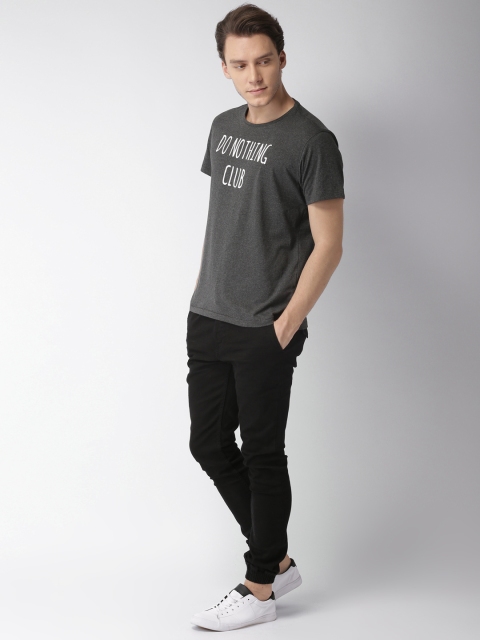 

Mast & Harbour Men Charcoal Grey Printed Round Neck T-Shirt