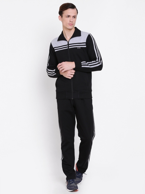 

Cloak & Decker by Monte Carlo Black Tracksuit