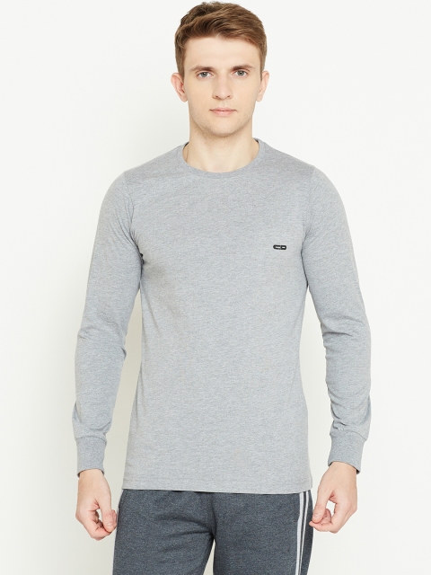 

Cloak & Decker by Monte Carlo Men Grey Melange Solid Round Neck T-shirt