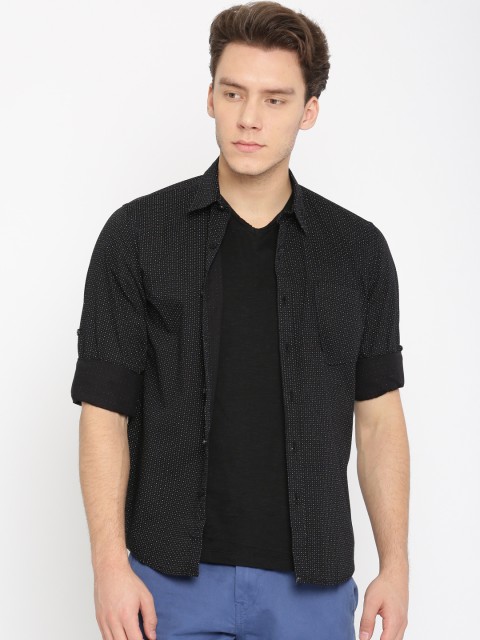 

HERE&NOW Men Black Regular Fit Printed Casual Shirt
