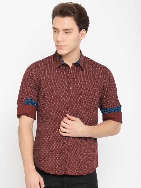 

HERE&NOW Men Red & White Regular Fit Printed Casual Shirt
