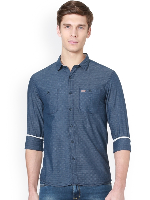 

People Men Navy Blue Regular Fit Checked Casual Shirt