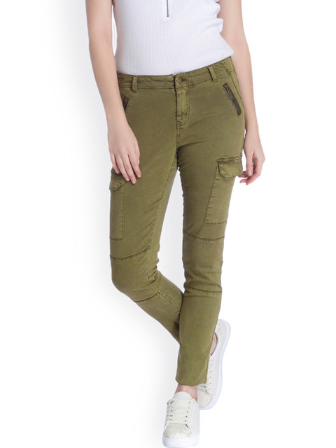 

Vero Moda Women Green Slim Fit Solid Cargos