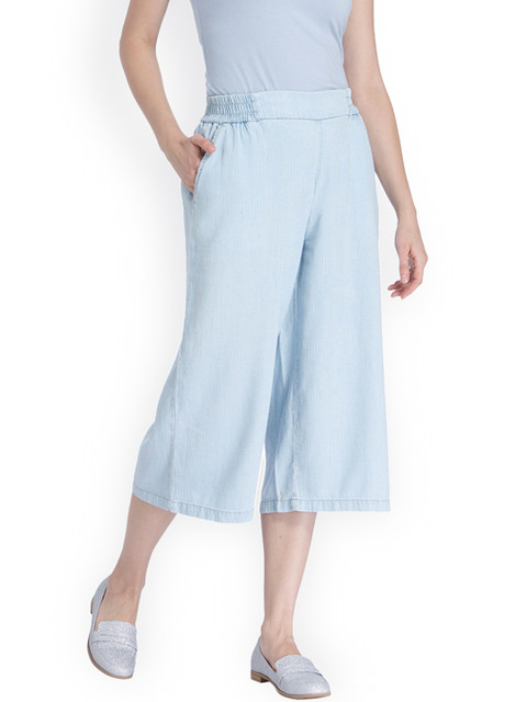 

Vero Moda Women Blue & Off-White Striped Culottes