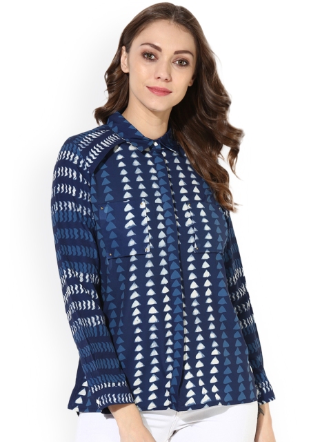 

Soie Women Blue Printed Shirt-Style Top