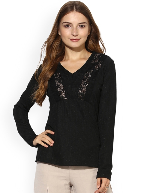 

Soie Women Black Solid Shimmery Top
