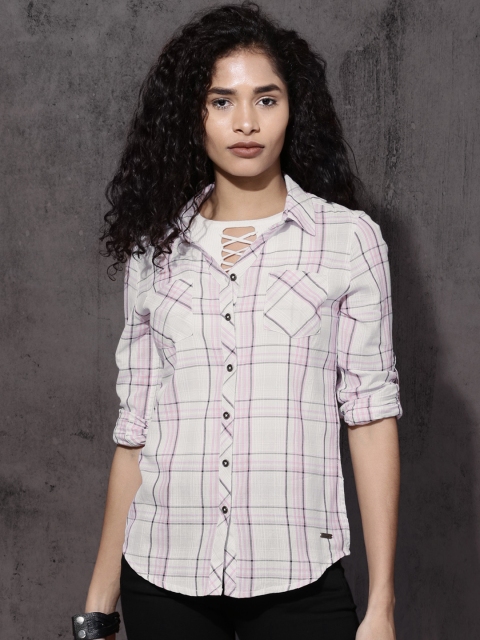 

Roadster Women Off-White & Pink Regular Fit Checked Casual Shirt