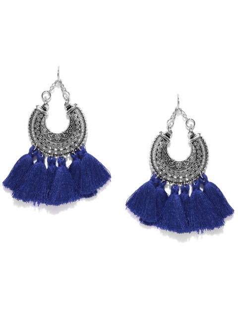 

Zaveri Pearls Blue Oxidised Silver-Plated Chandbalis