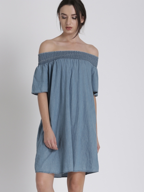 

Chemistry Women Blue Solid Bardot Dress