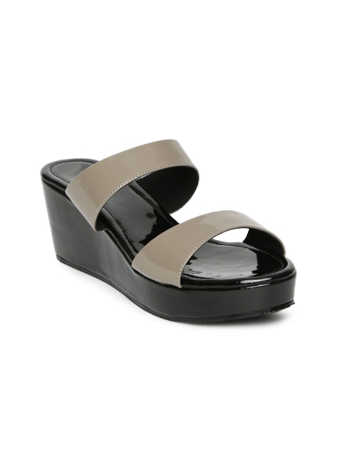 

Inc 5 Women Grey Solid Sandals