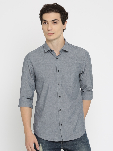 

Peter England Casuals Men Blue Slim Fit Solid Casual Shirt