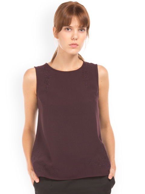 

Arrow Woman Purple Solid Top