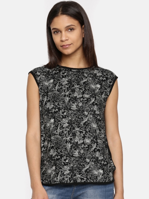 

Arrow Woman Women Black Printed Top
