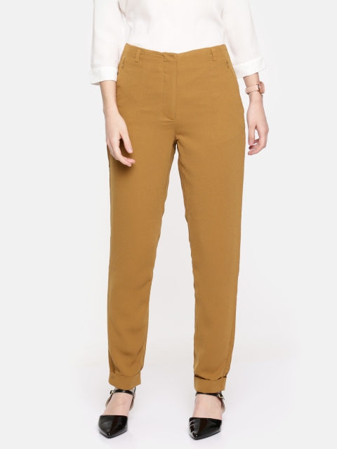 

Arrow Woman Women Mustard Brown Relaxed Regular Fit Solid Regular Trousers