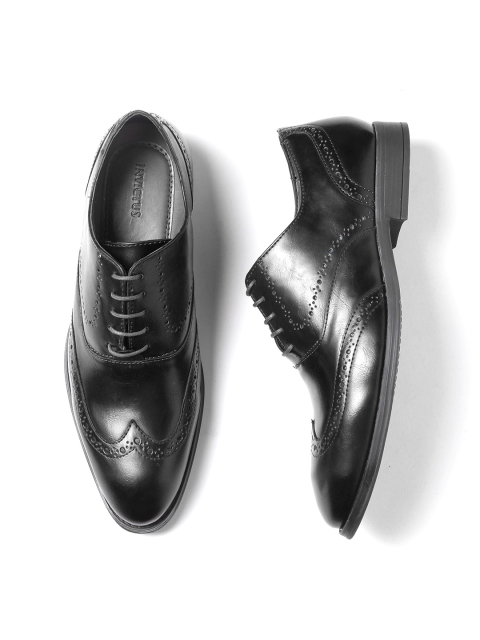 

INVICTUS Men Black Semiformal Brogues