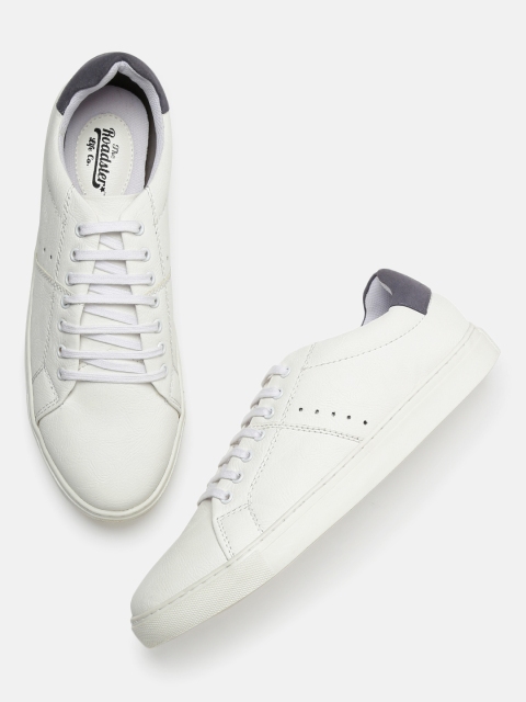 

Roadster Men White Sneakers