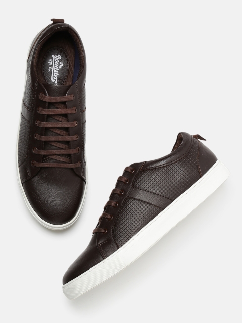 

Roadster Men Brown Sneakers