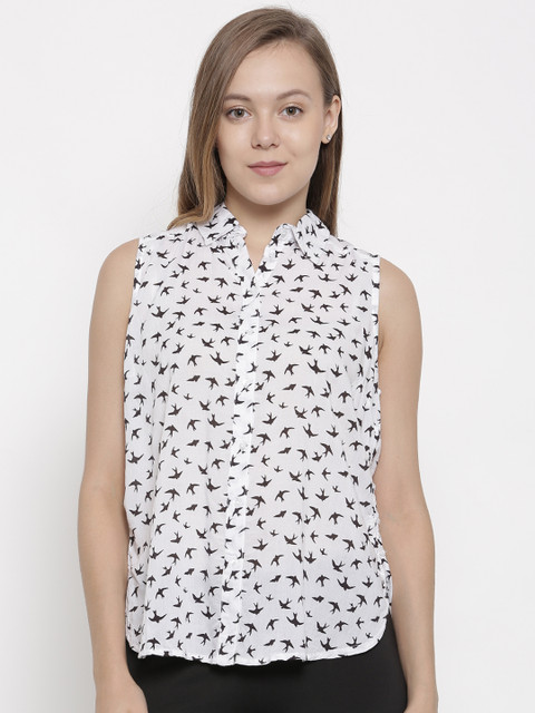 

pink woman White & Black Regular Fit Printed Casual Shirt
