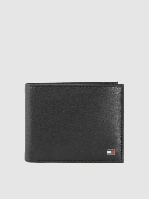 

Tommy Hilfiger Men Black Leather Solid Two Fold Wallet